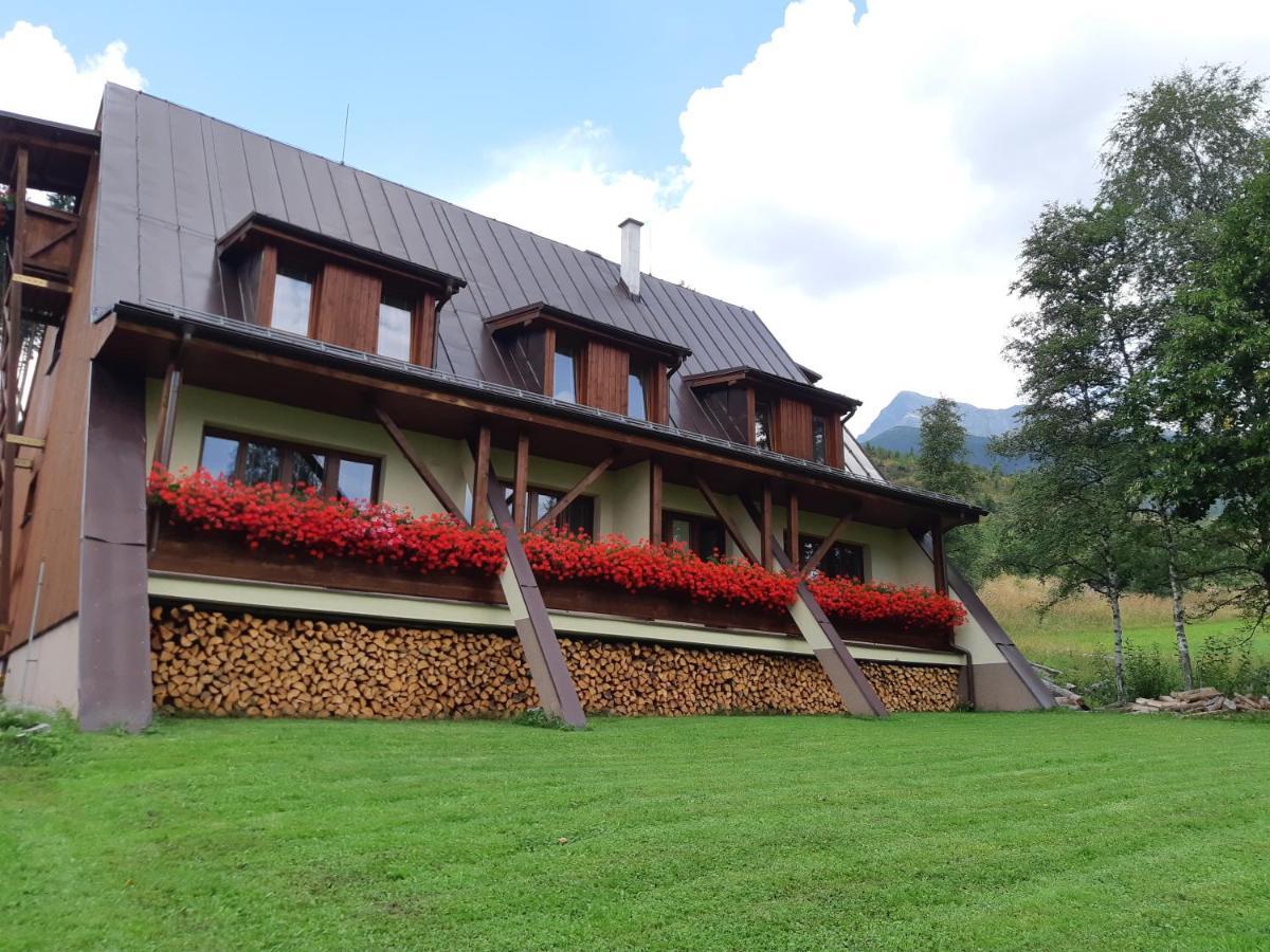 Apartamento Tri Studnicky Štrbské Pleso Exterior foto